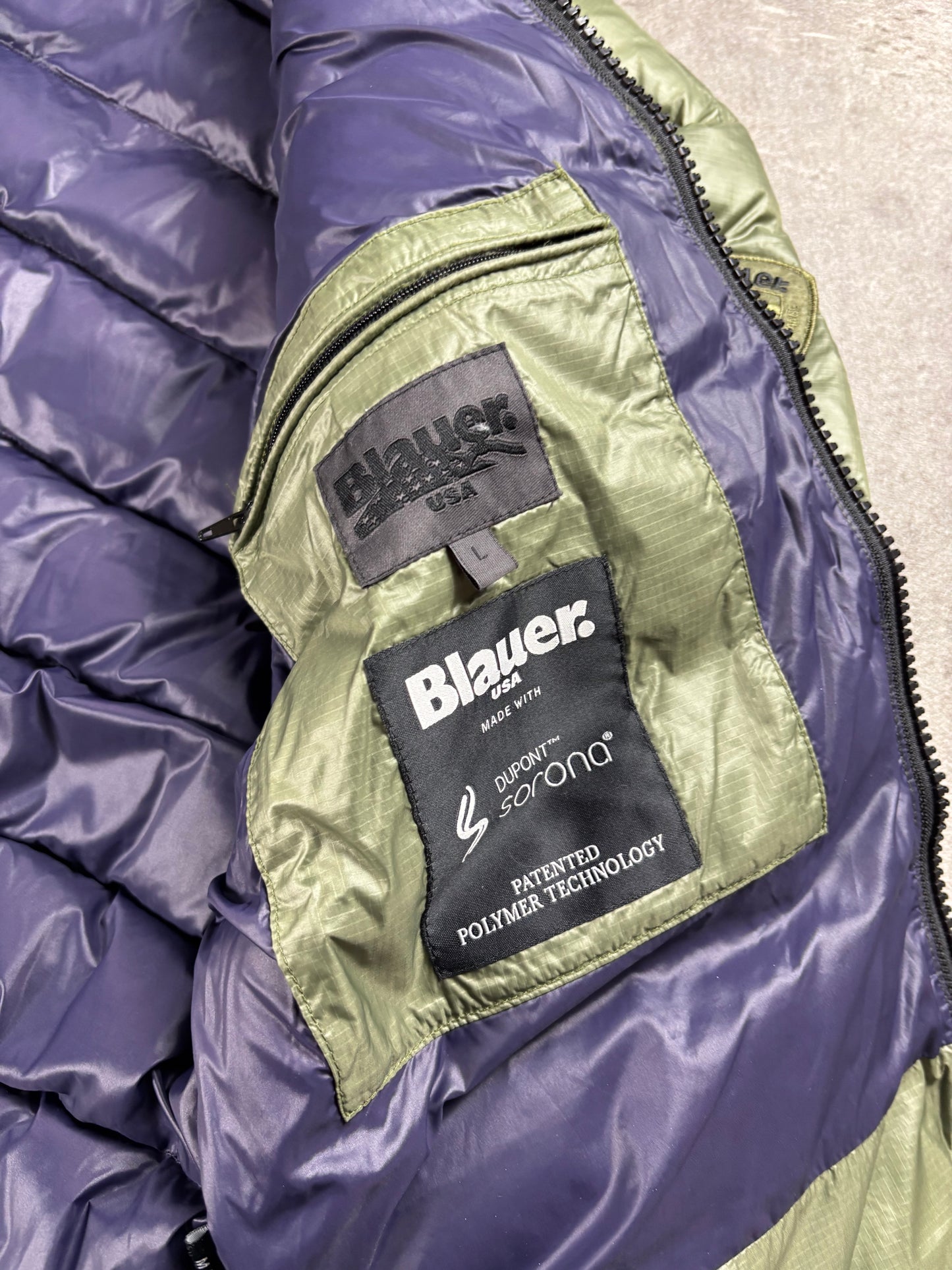 Blauer Puffer L