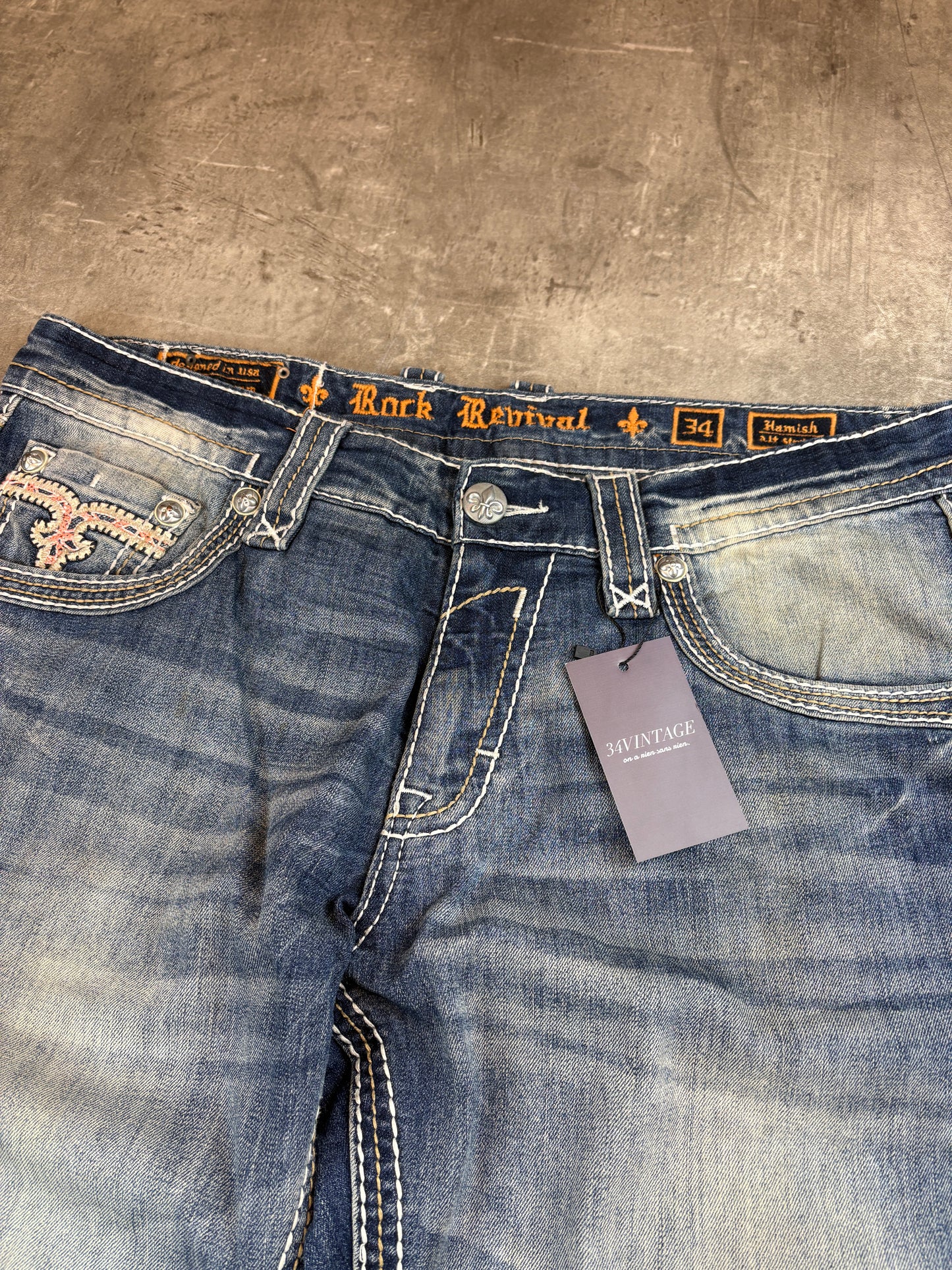 Rock Revival Straight Jeans L