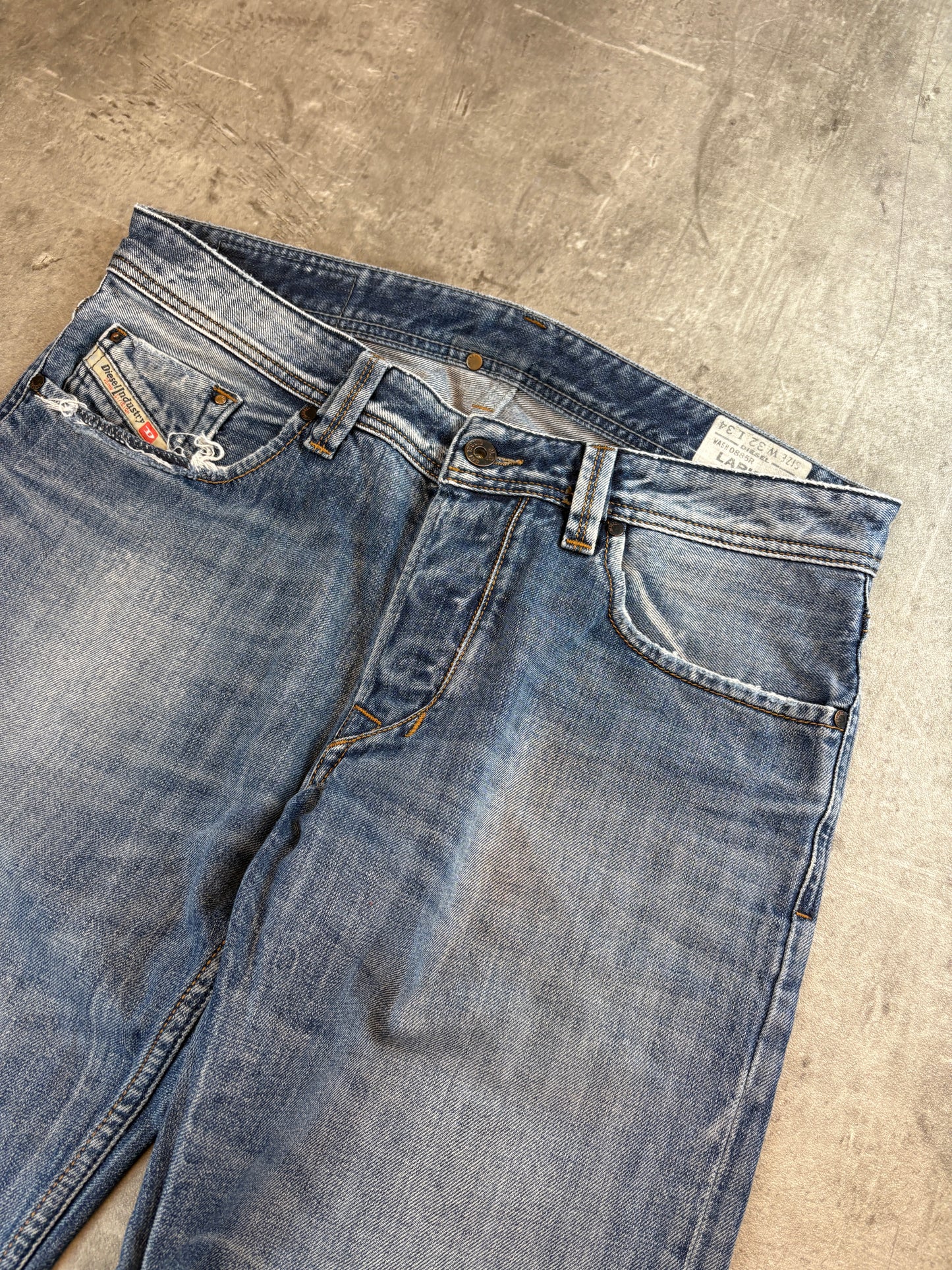 Diesel Straight Jeans M