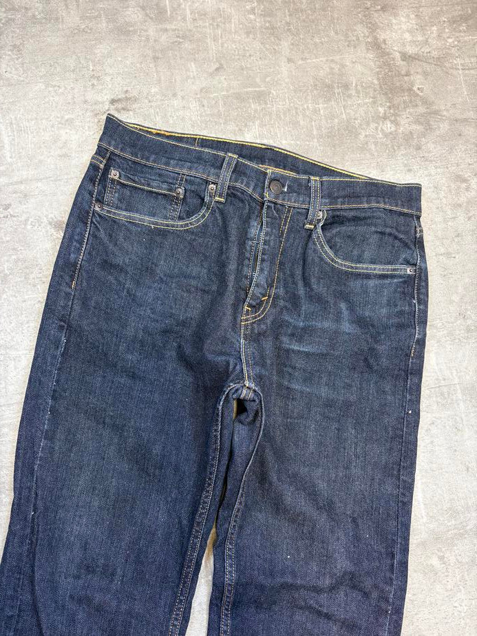 Levi's Straight Jeans (S)