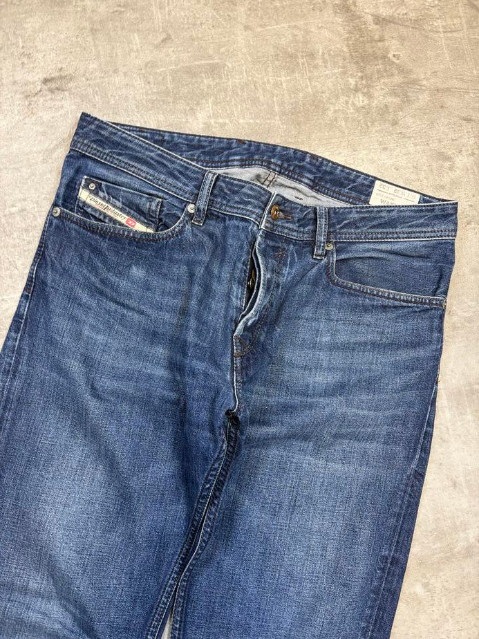 Diesel Straight Jeans (M)