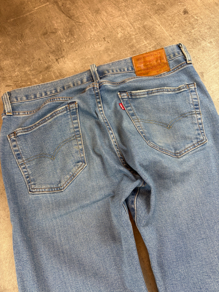 Levi’s Straight Jeans M