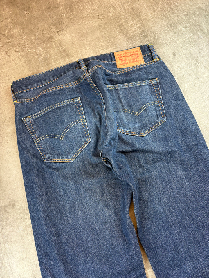 Levi’s Straight Jeans M