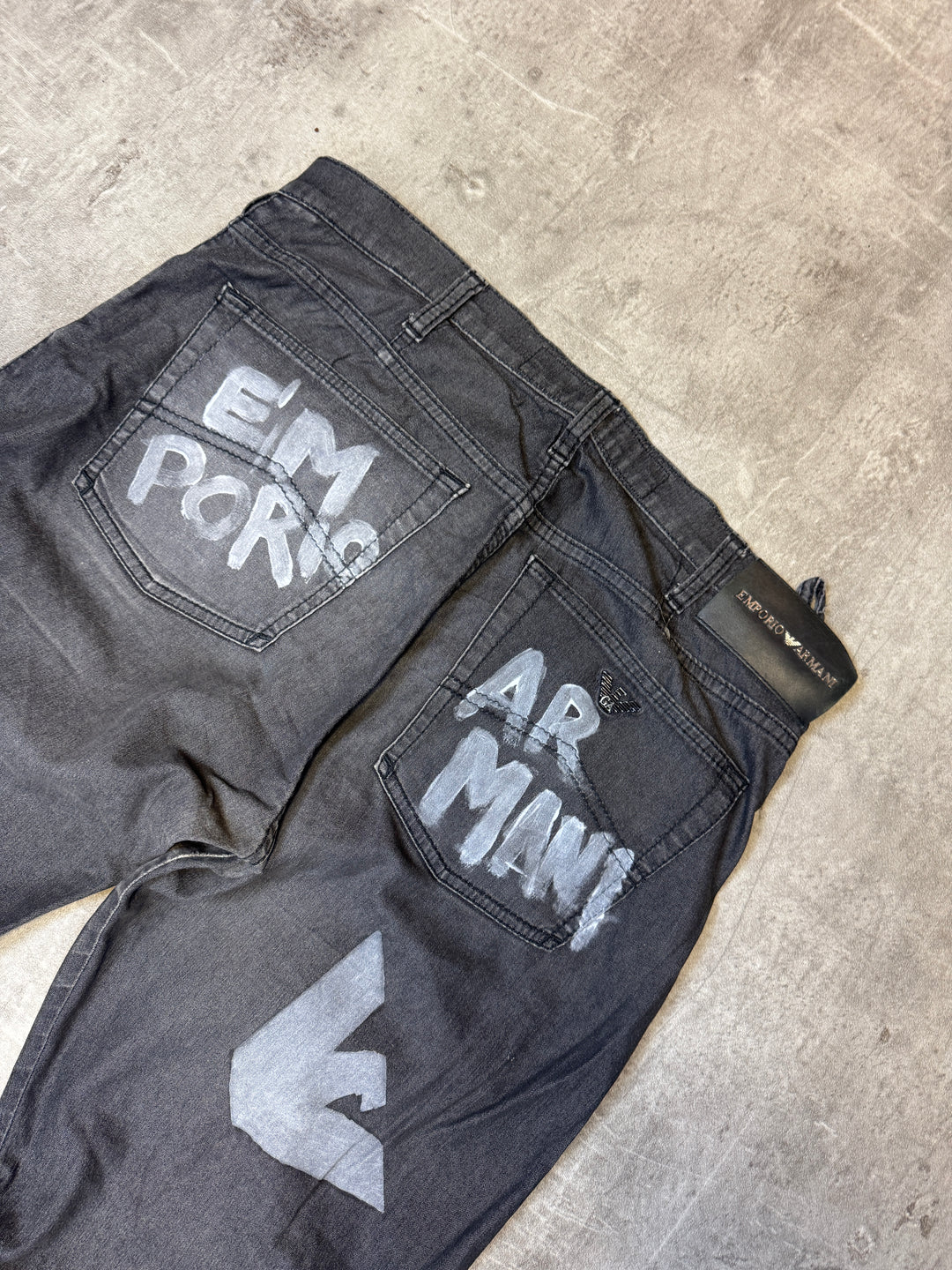 Armani Straight Jeans M