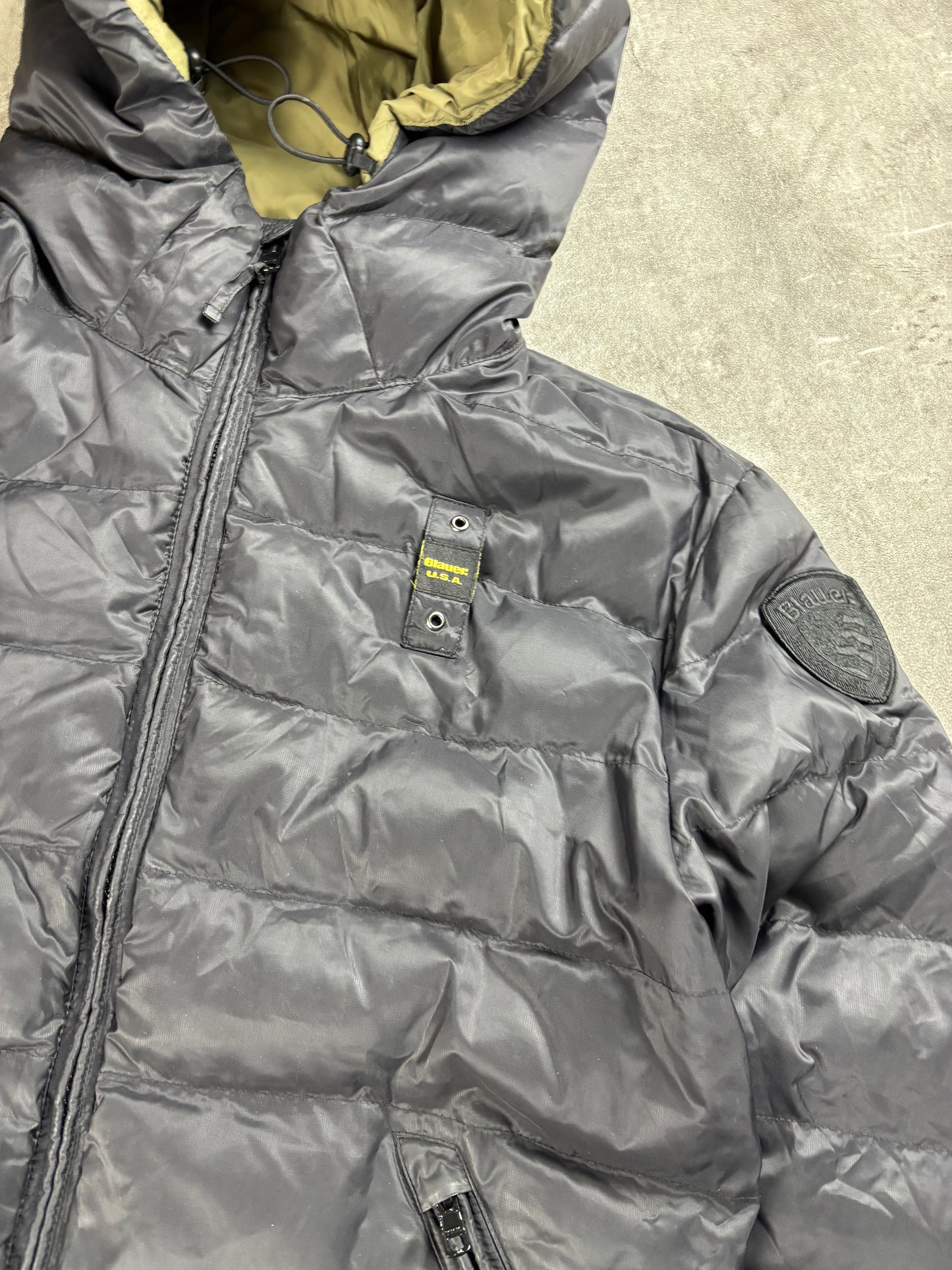 Blauer Puffer M