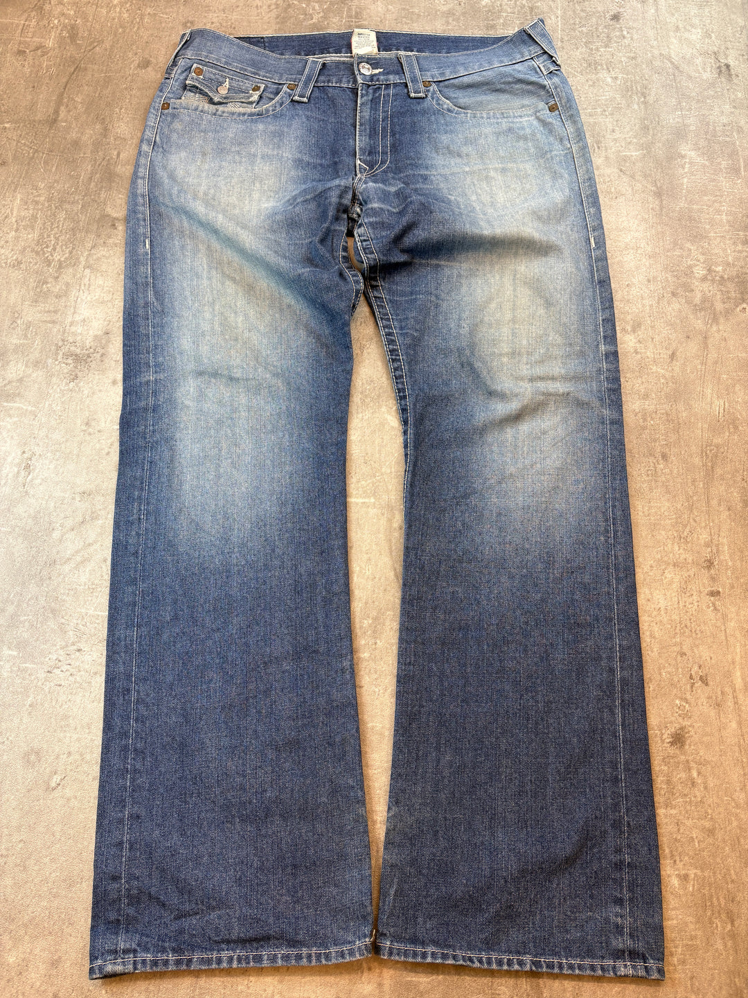 True Religion Bootcut Jeans XL