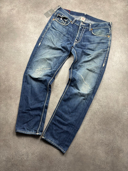 True Religion Straight Fit L