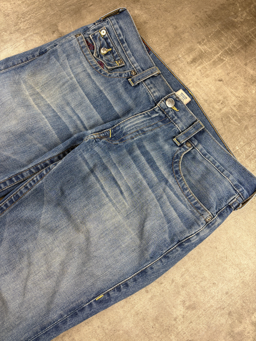 True Religion Bootcut Jeans XL