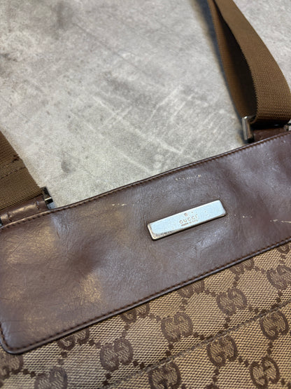 Gucci Monogramm Sling Bag