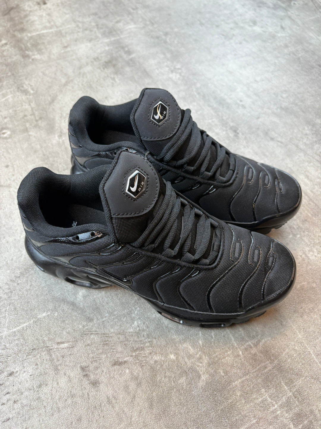 Nike TN‘s black 42