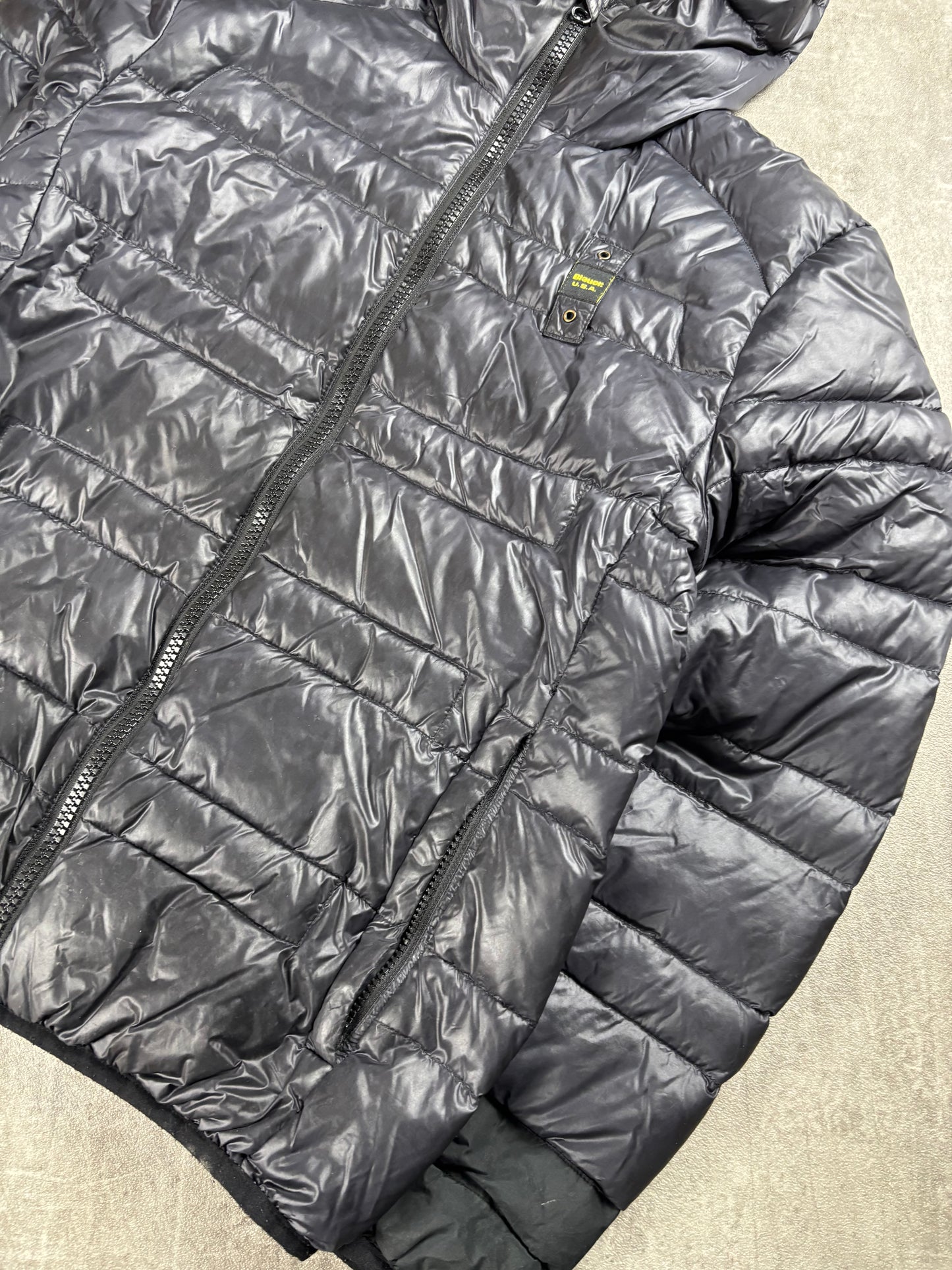 Blauer Puffer S
