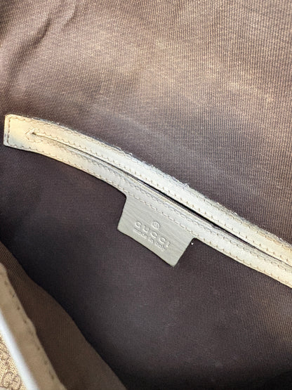Gucci Monogramm Sling Bag