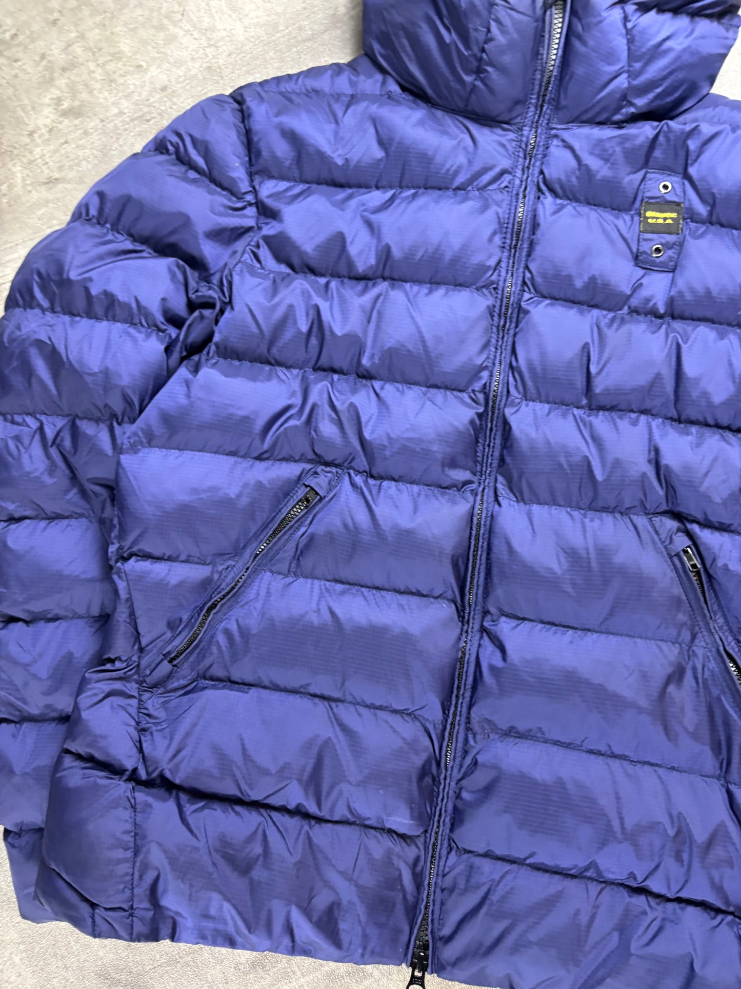 Blauer Puffer S