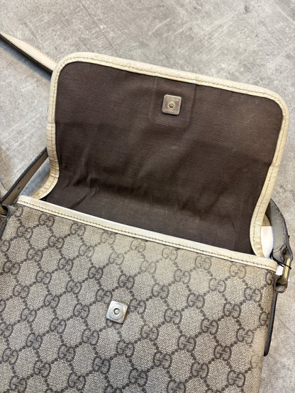 Gucci Monogramm Sling Bag