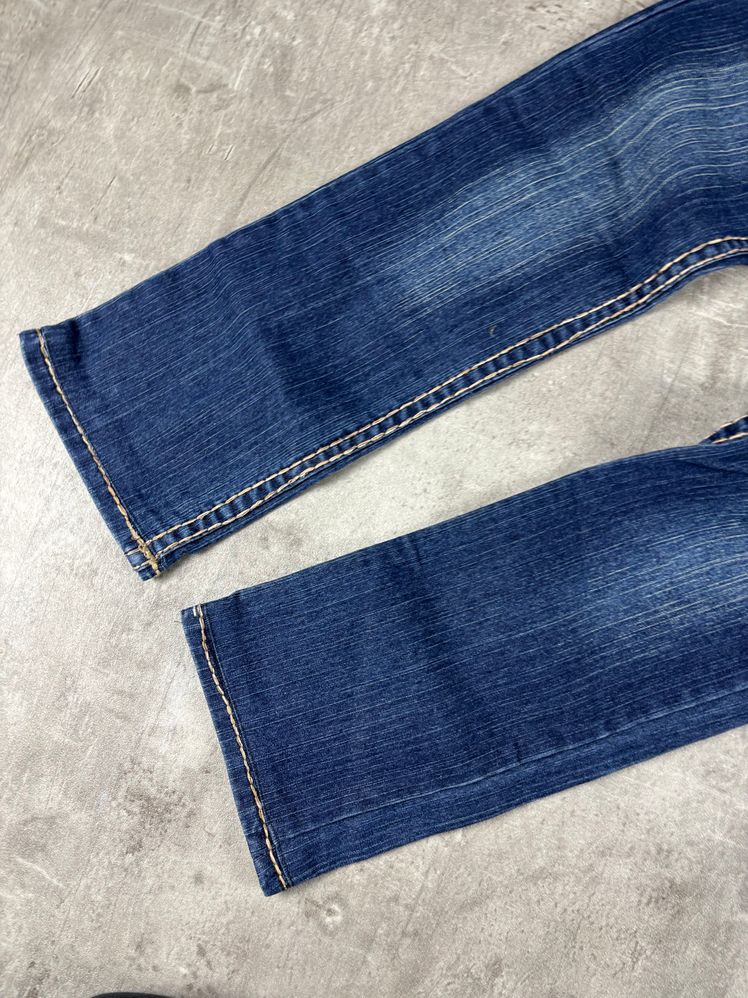 True Religion mid waist Jeans M