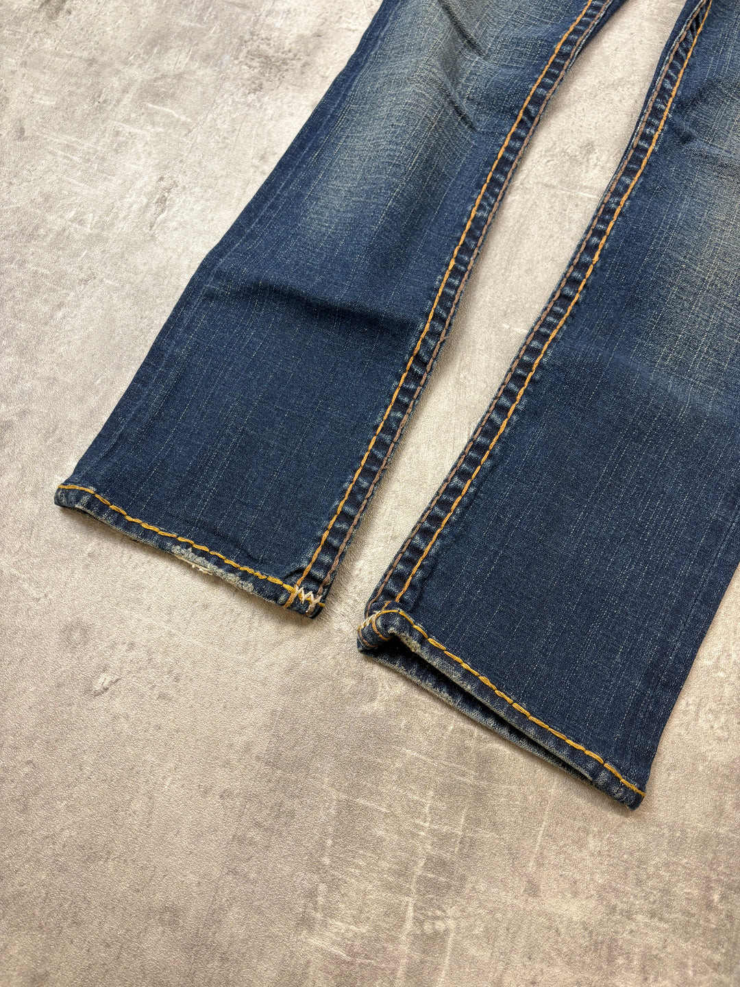  True Religion Low Waist Jeans S
