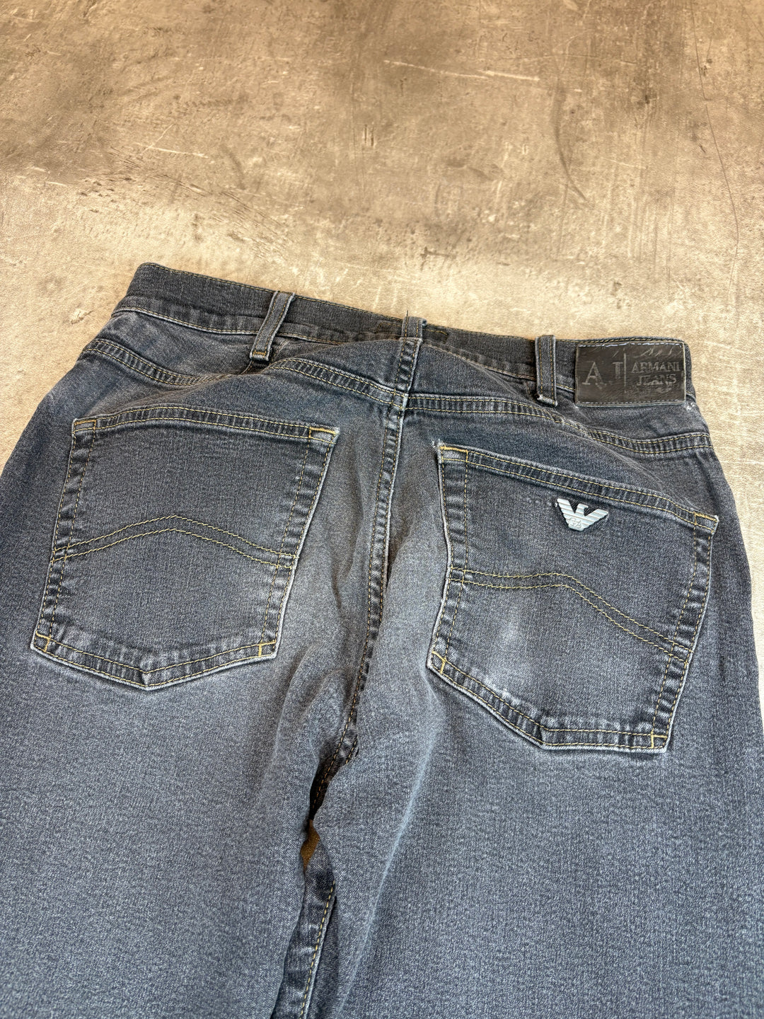 Armani Straight Jeans S