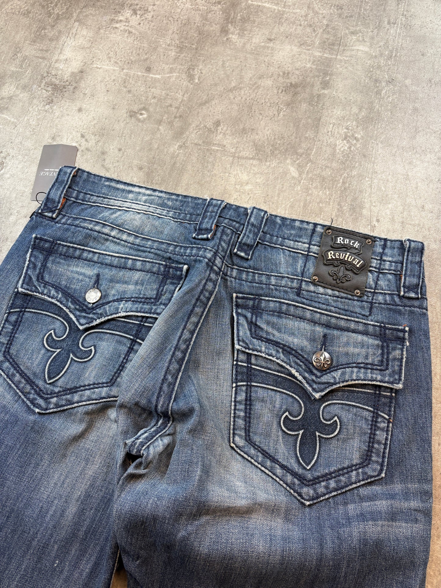 Rock Revival Straight Jeans L