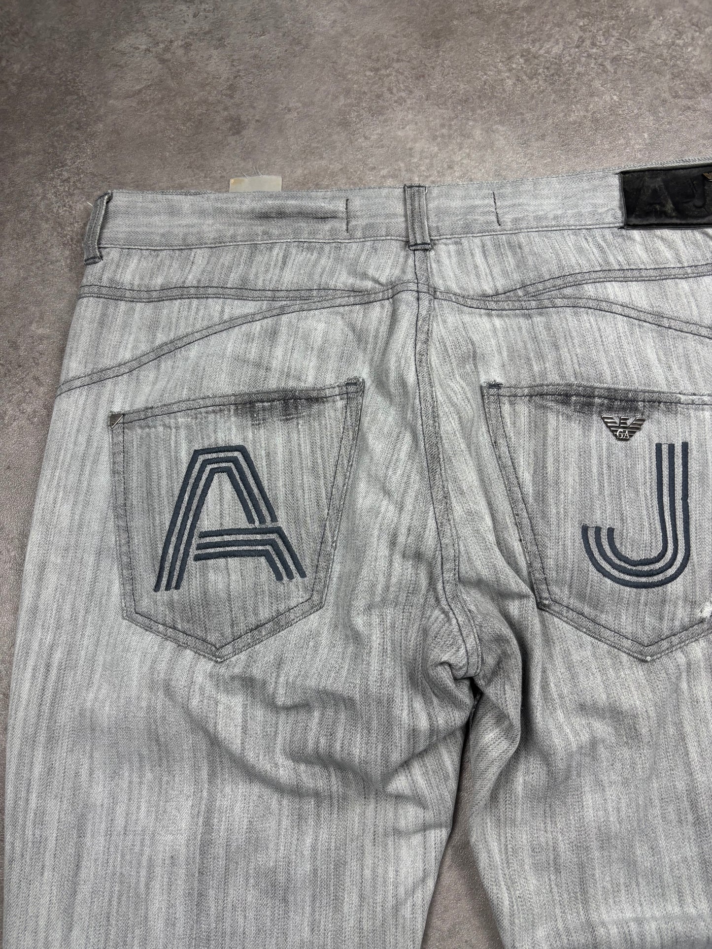 Armani Flared Jeans M