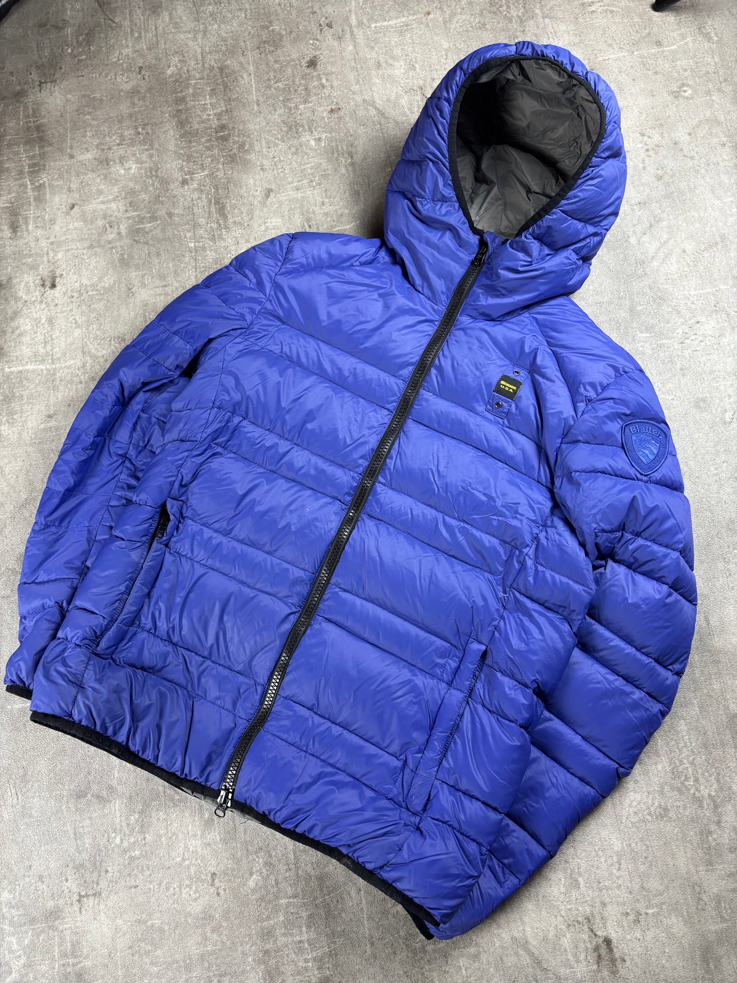 Blauer Puffer L