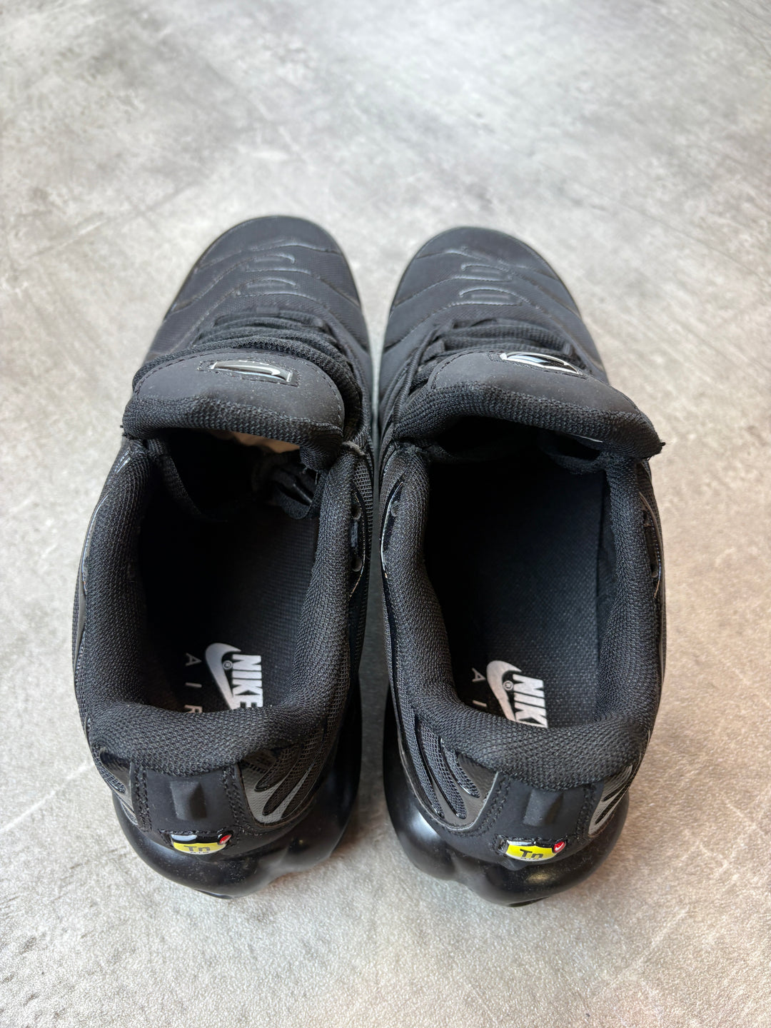Nike TN‘s black 42