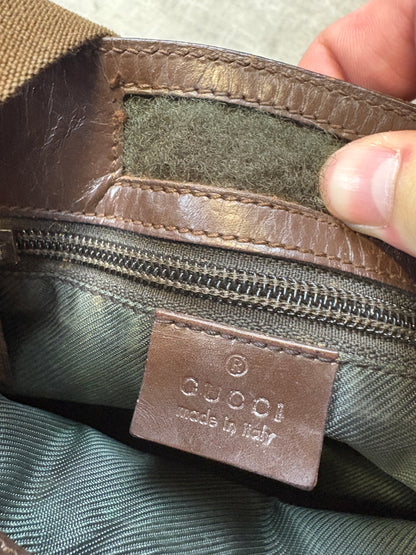 Gucci Monogramm Sling Bag