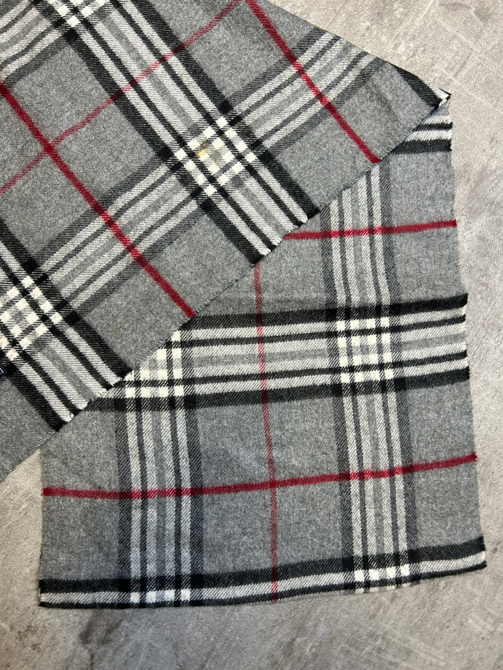 Burberry Schal grau