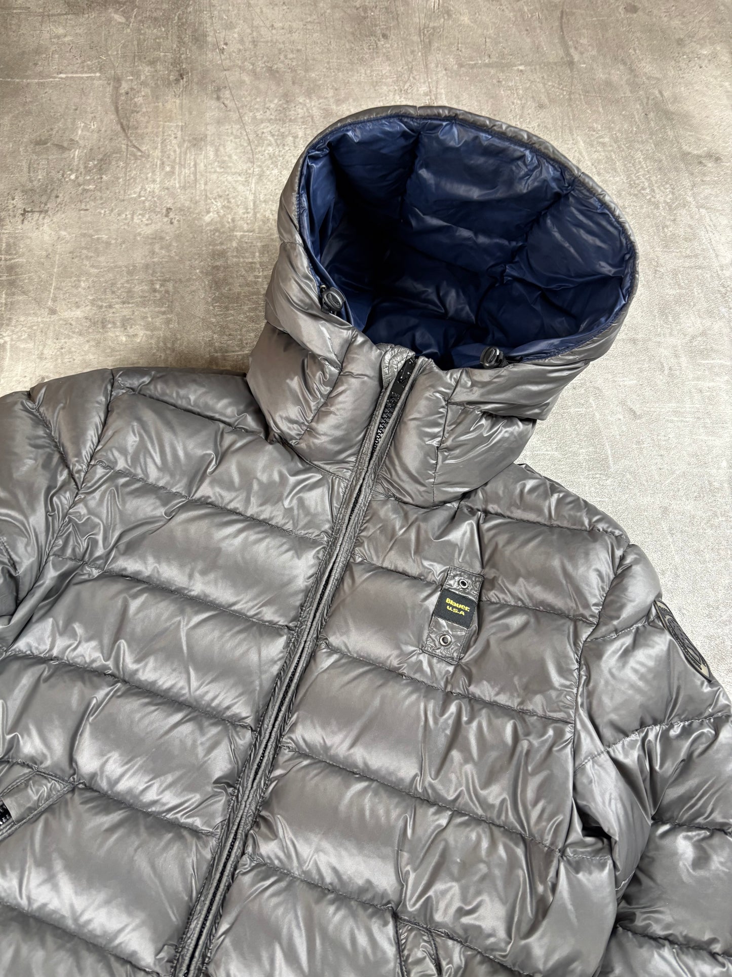 Blauer Puffer M