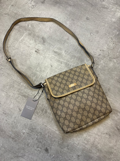 Gucci Monogramm Sling Bag