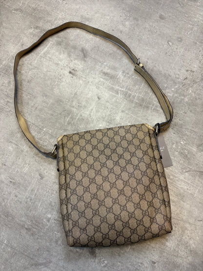 Gucci Monogramm Sling Bag