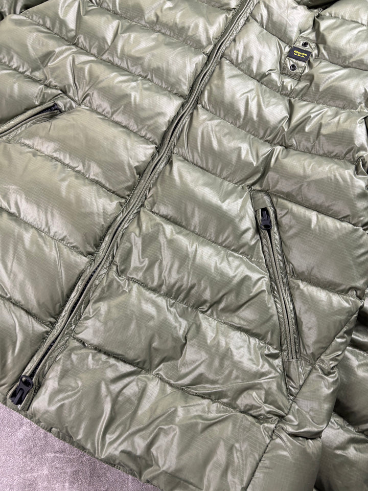 Blauer Puffer L