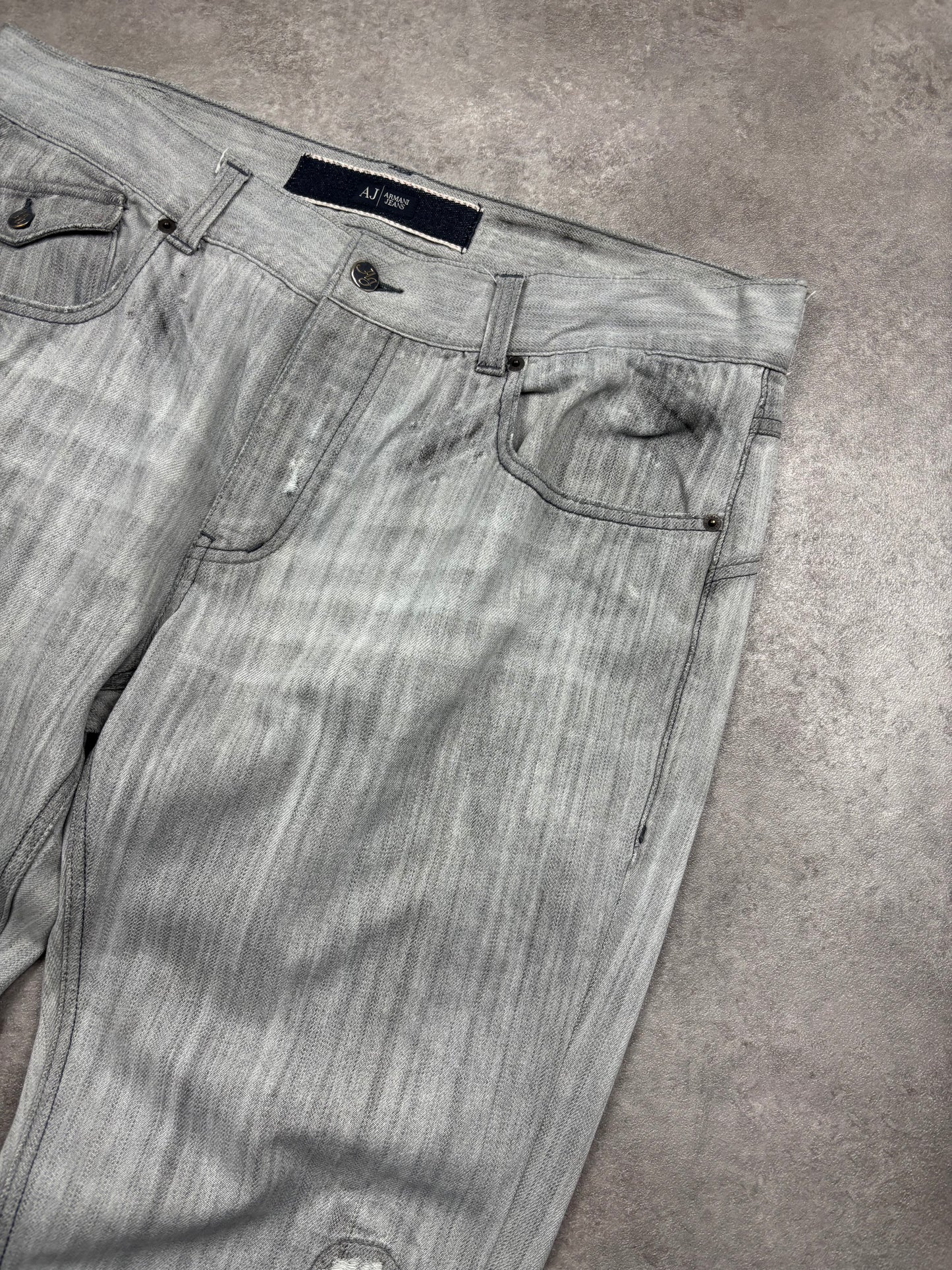 Armani Flared Jeans M