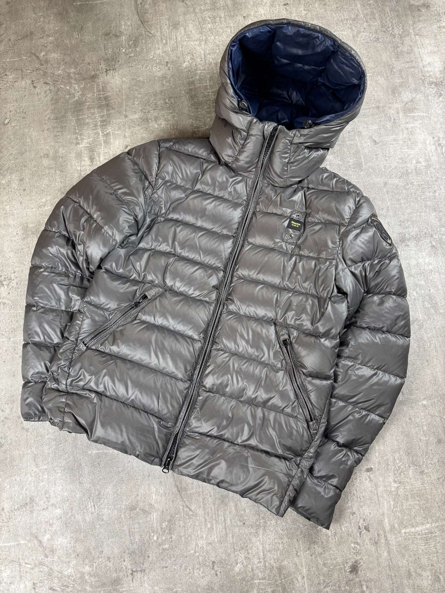 Blauer Puffer M