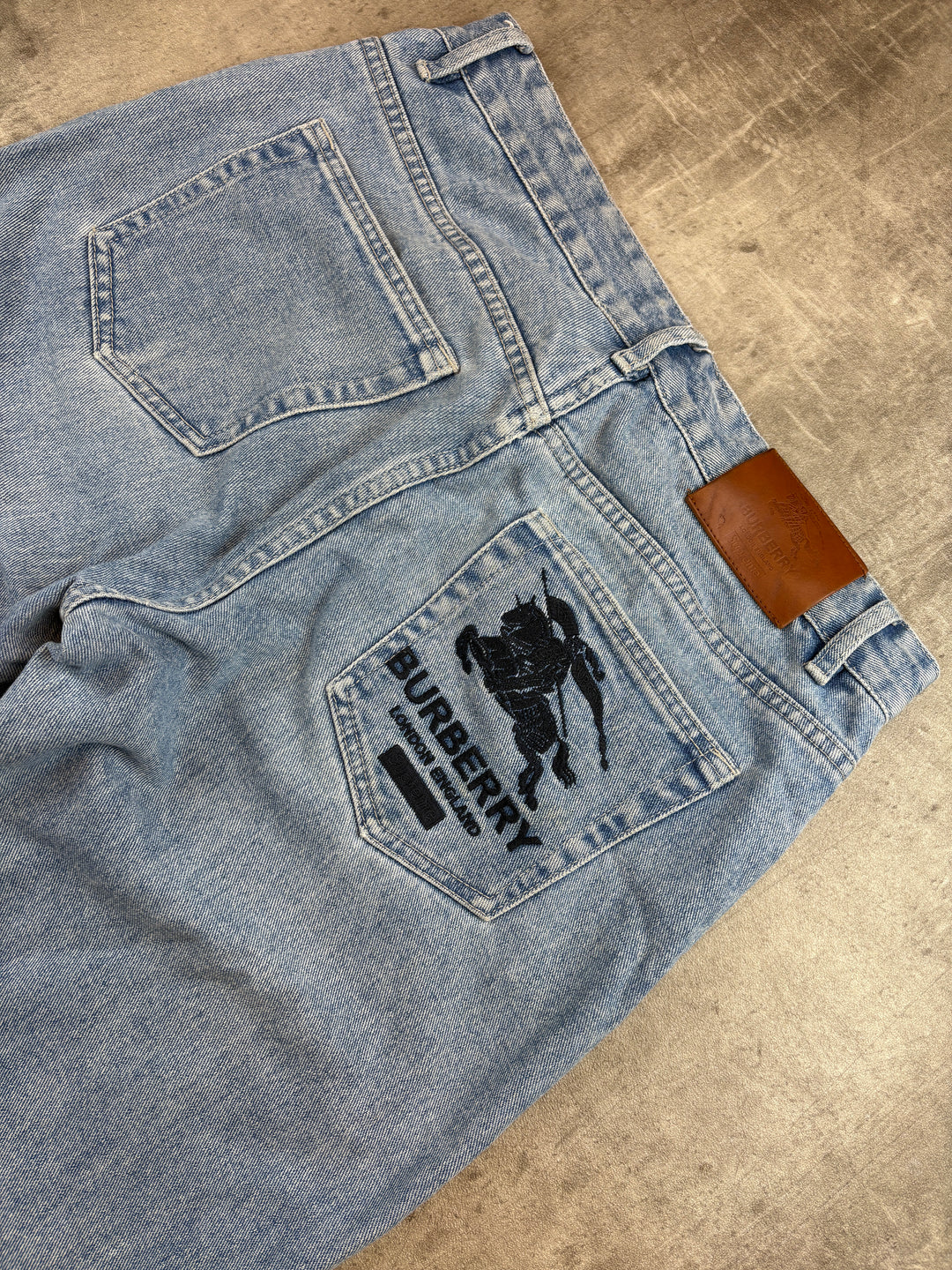 Burberry Straight Jeans M