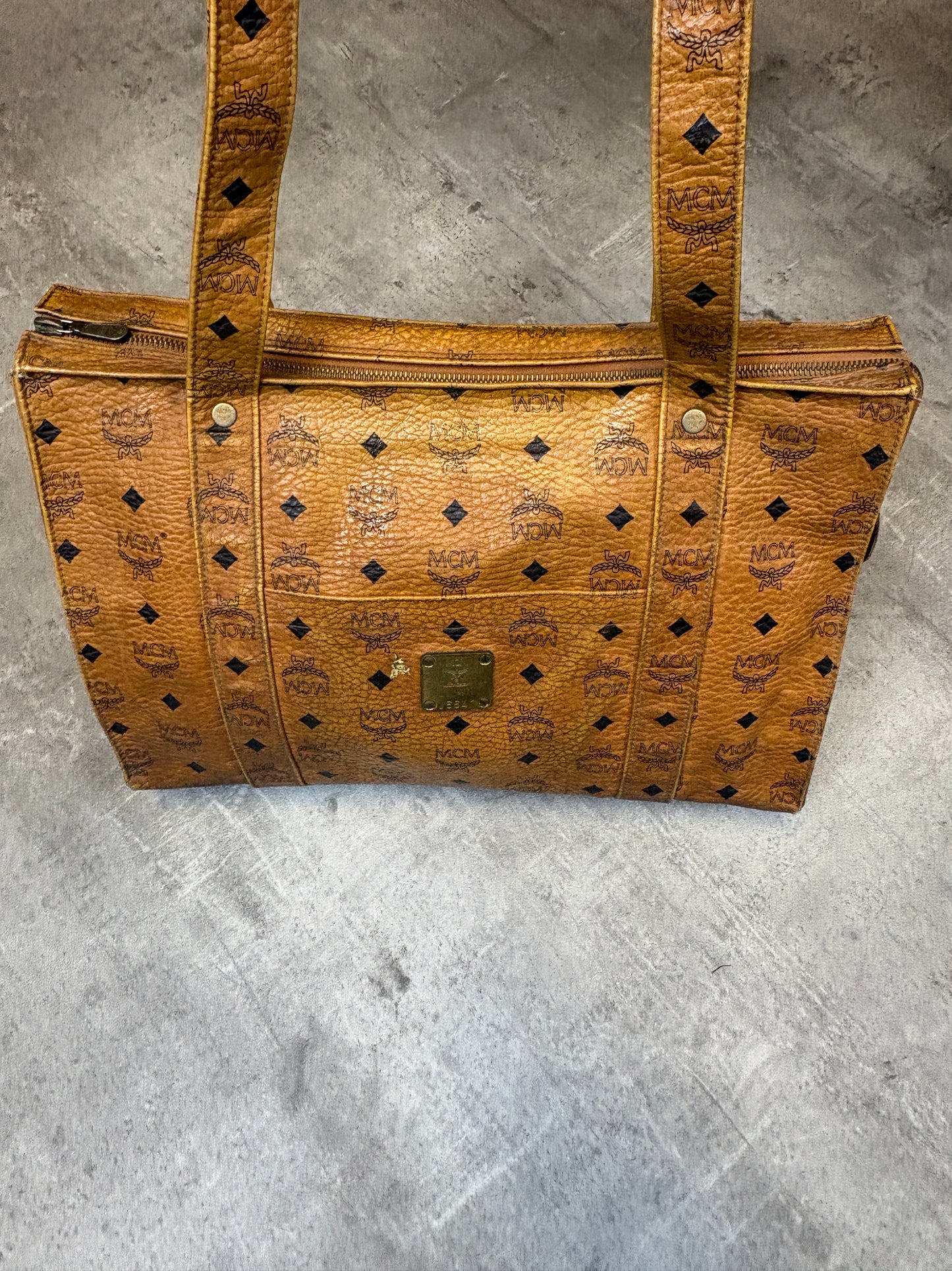 MCM Mogramm Handtasche