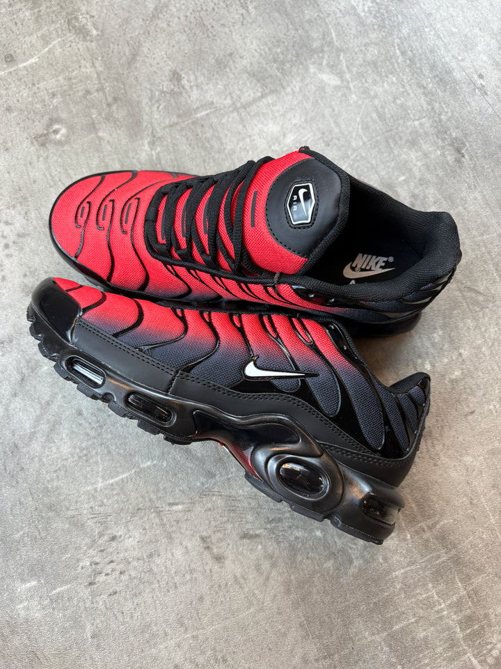 Nike TN‘s Deadpool Edition 43