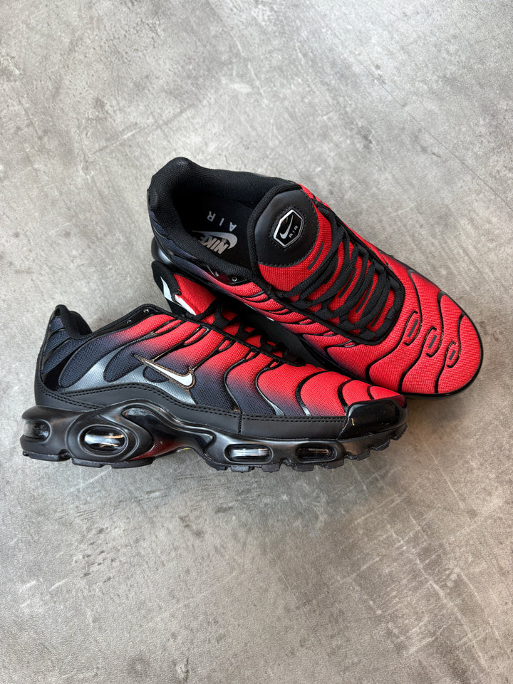 Nike TN‘s Deadpool Edition 43
