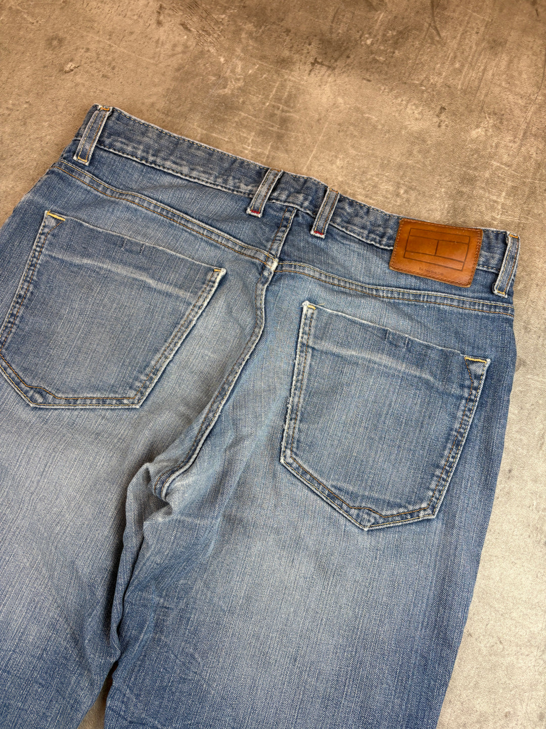 Tommy Hilfiger washed Straight Jeans M