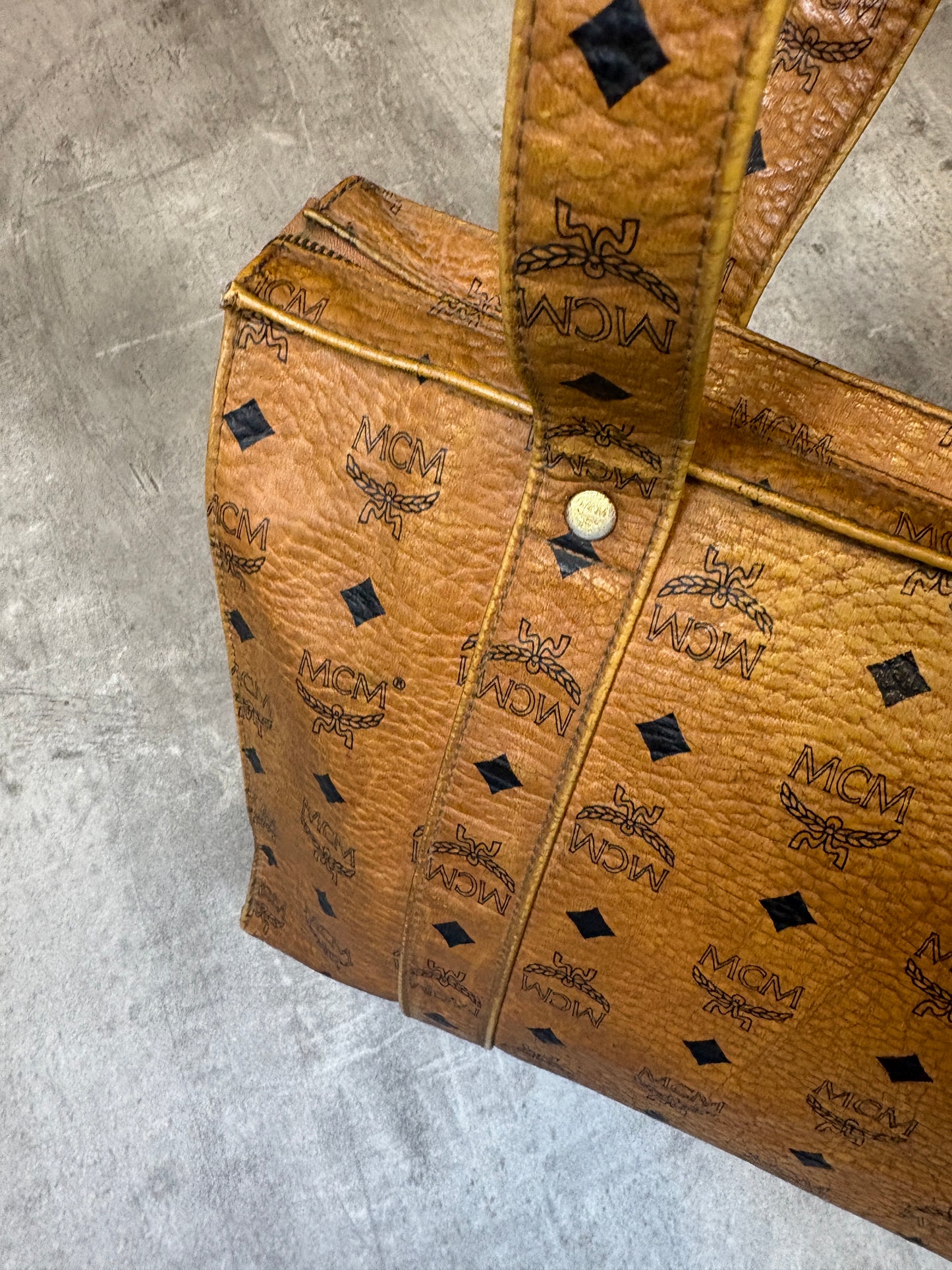 MCM Mogramm Handtasche