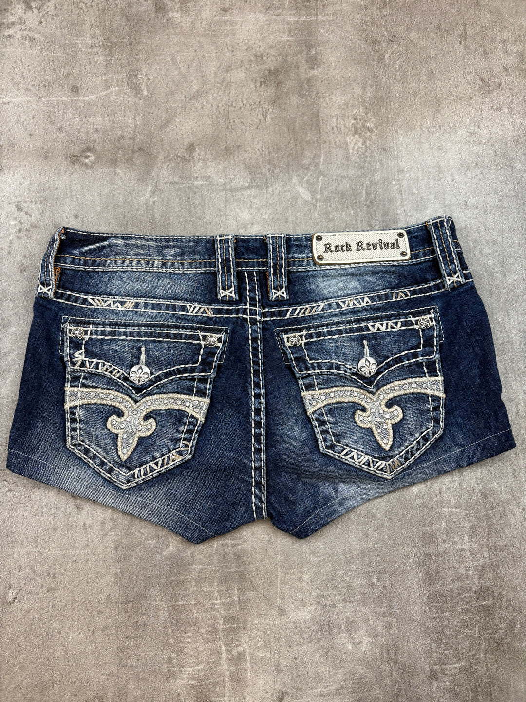Rock Revival Shorts M | 30