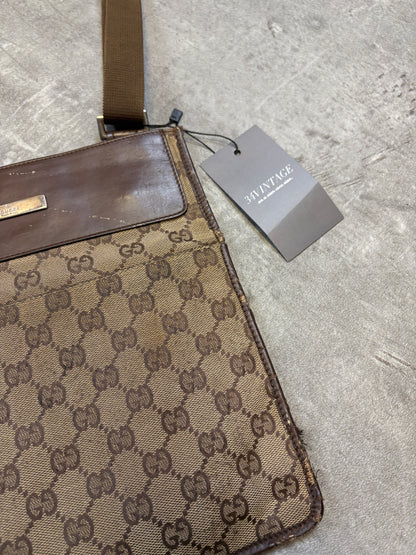Gucci Monogramm Sling Bag