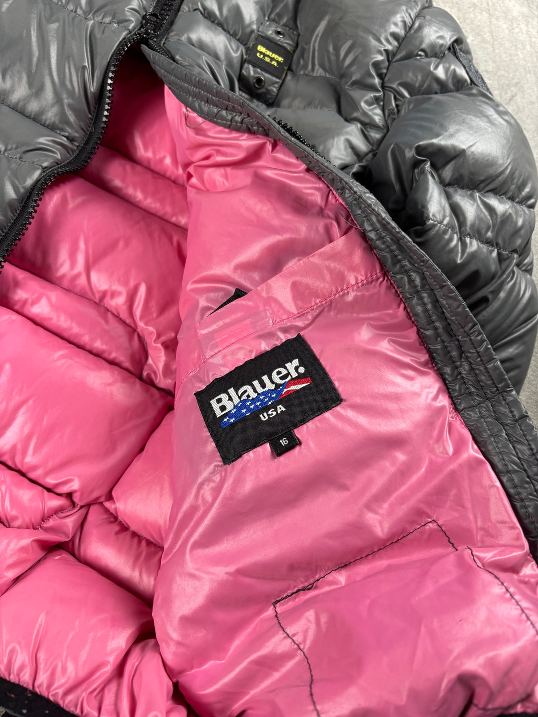 Blauer Puffer XS