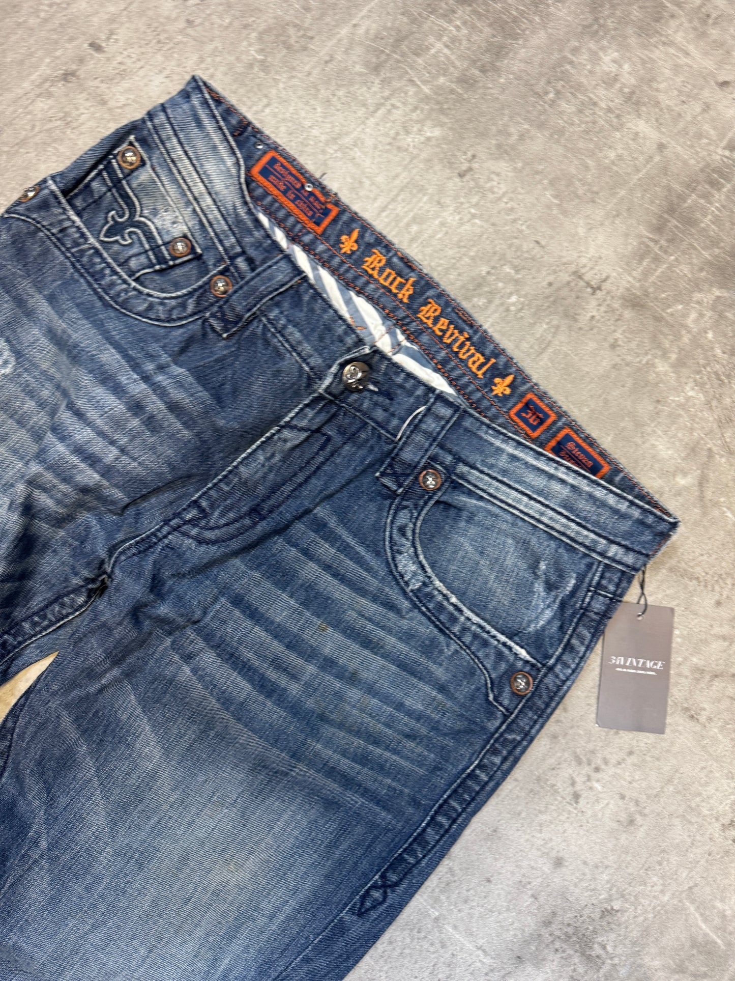 Rock Revival Straight Jeans L