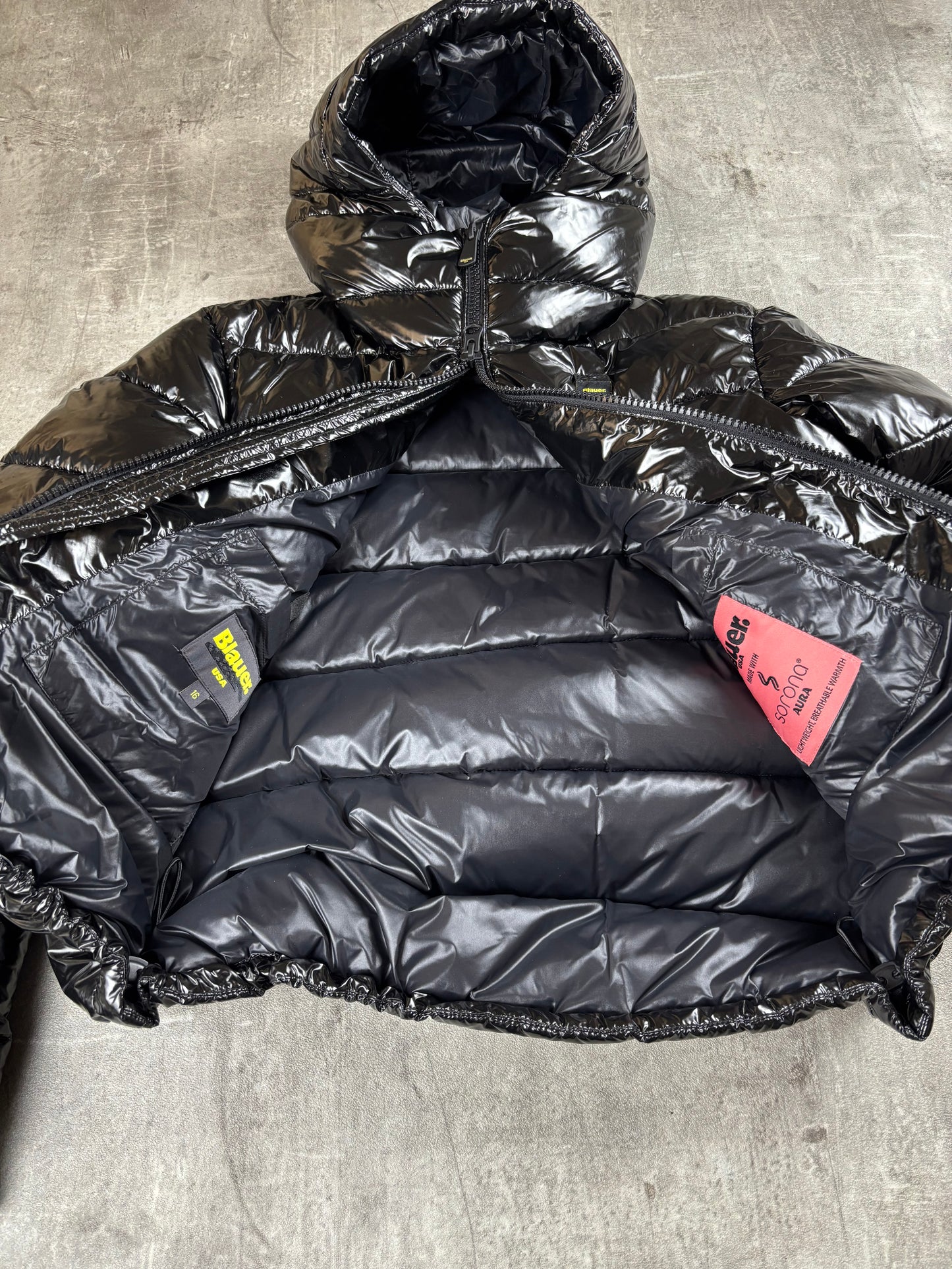 Blauer Puffer S