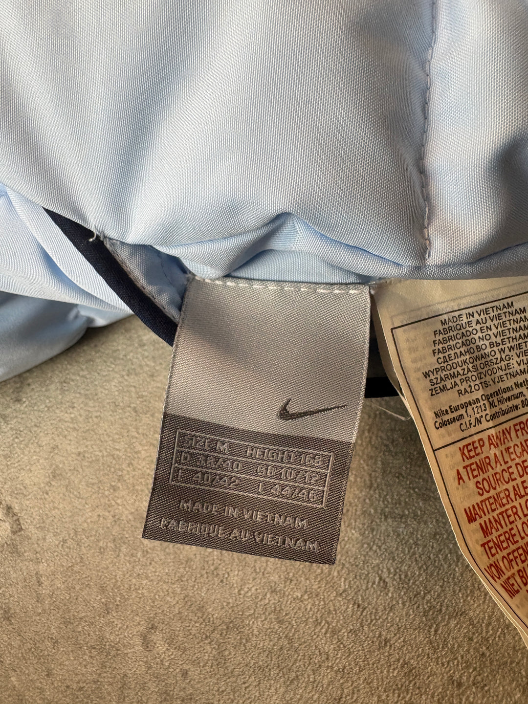 "RARE“ Nike Weste wendbar M