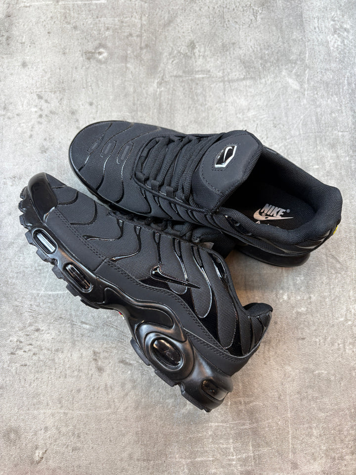 Nike TN‘s black 42