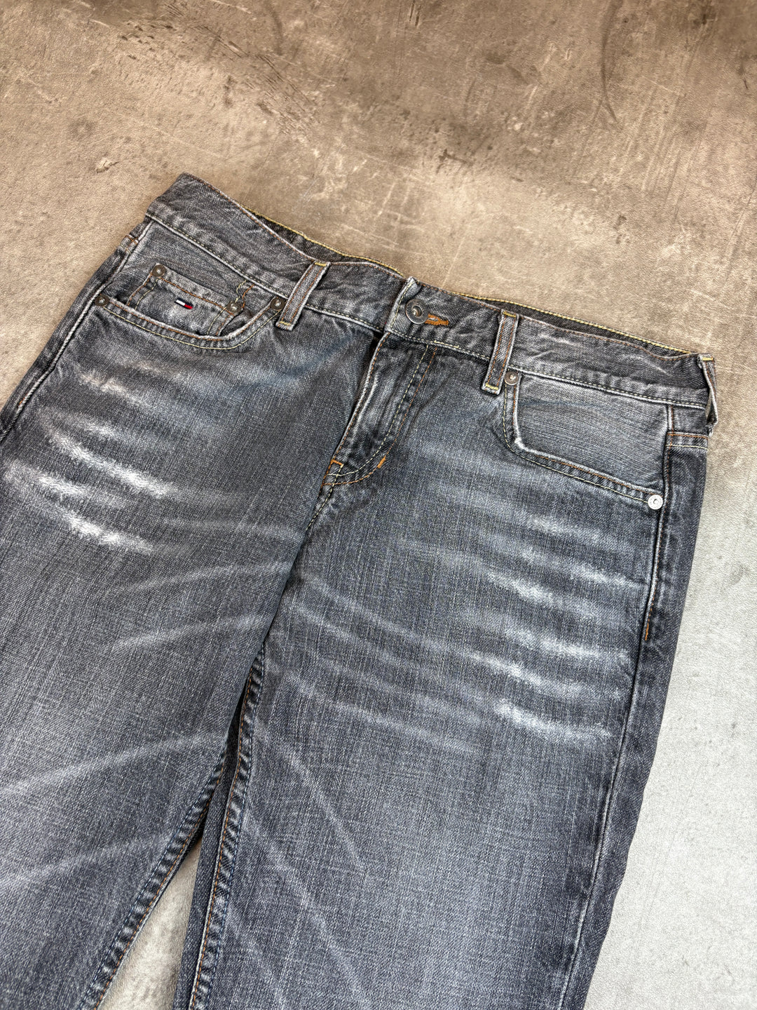 Tommy Hilfiger washed Flared Jeans M