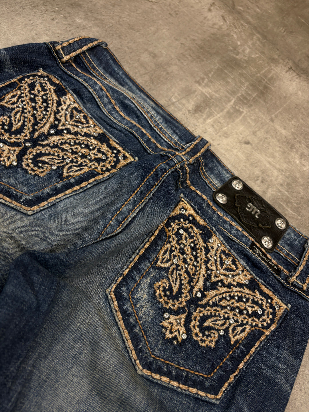 Miss Me Low Waist Bootcut Jeans S | 26