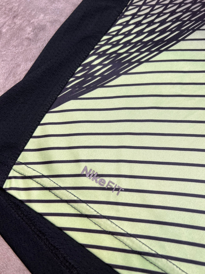 Nike T-Shirt XL