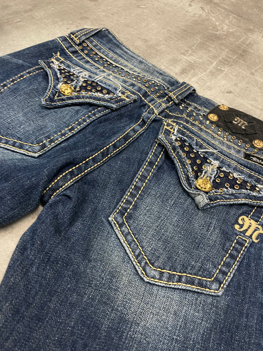 Miss Me Low Waist Bootcut Jeans S | 27